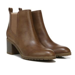 Lifestride Soft System Women's Mesa Chelsea Bootie Size 8.5